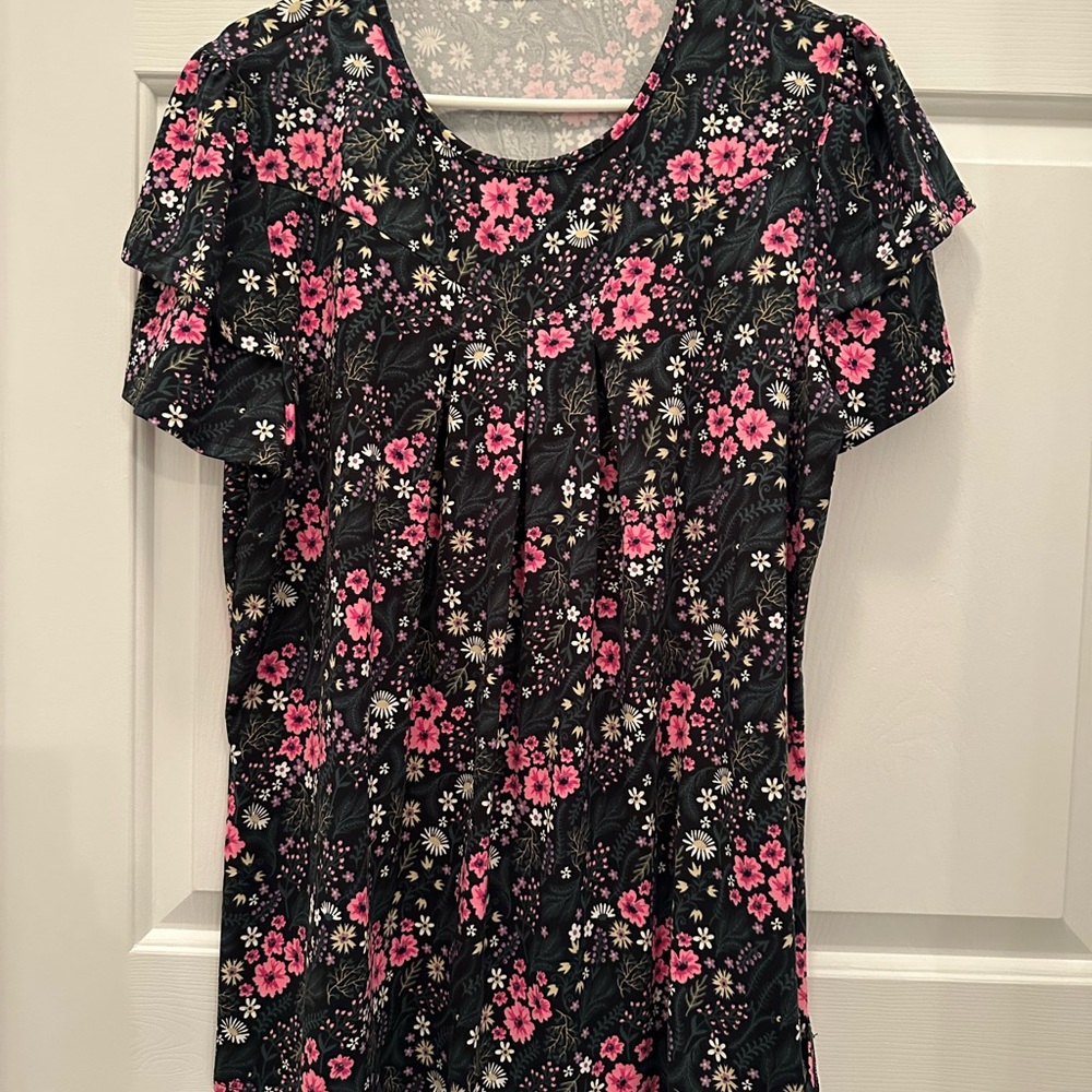 Floral Black and Pink Women's Top